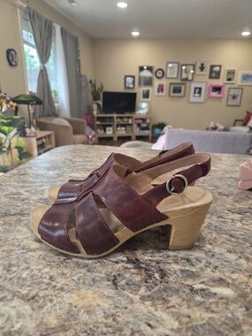 Dansko Burgundy Leather Slingback Heeled Clog Sandals